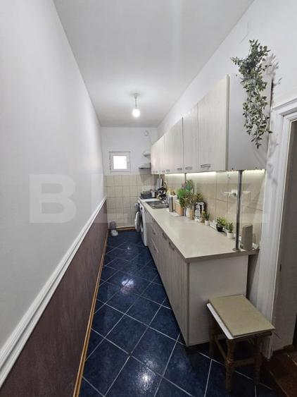 Apartament cu 2 camere semidecomandat, mobilat în Lipoveni