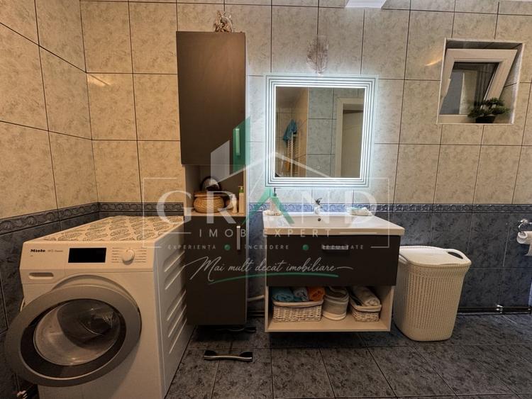 Casă individuală cu 4 camere cu Canalizare în Dâmbul Rotund