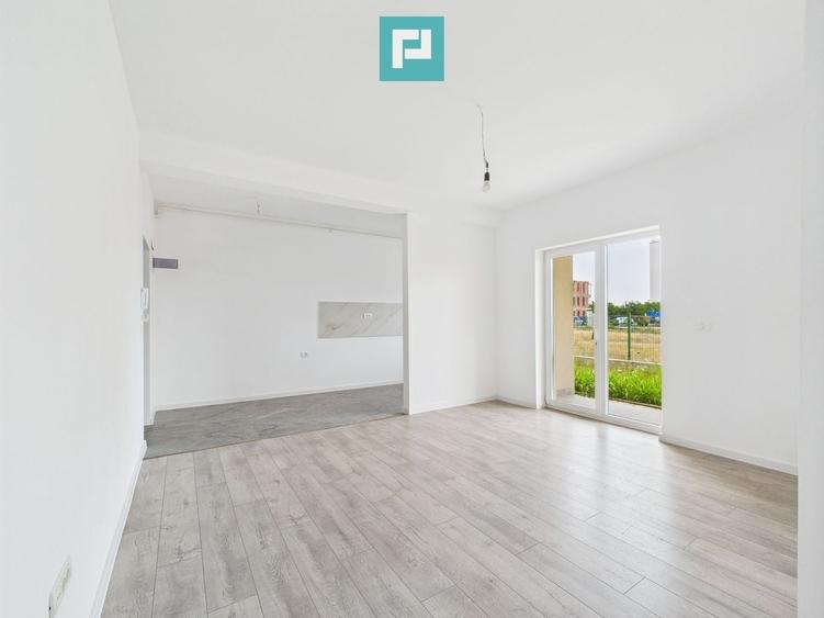 Apartament cu 3 camere semidecomandat în Torontalului
