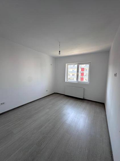 Apartament cu 2 camere, Finisat, Metrou Berceni/ Dimitrie Leonida - 3