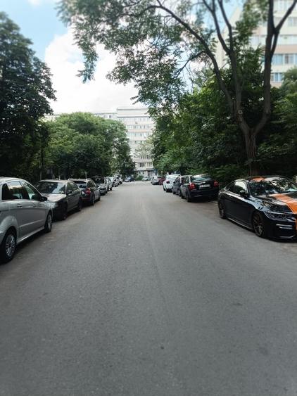 Apartament cu 2 camere decomandat în Sud