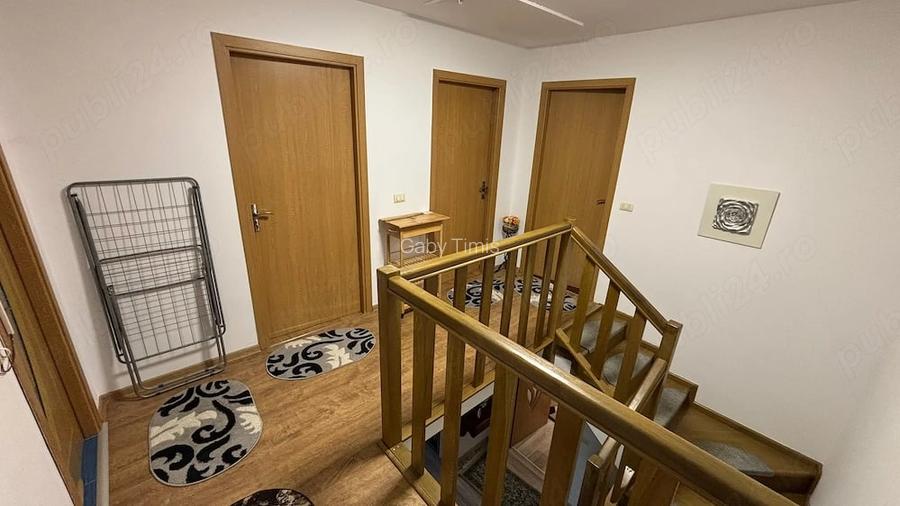Vand casa, pretabil pensiune situata in Moisei, zona Purcaret