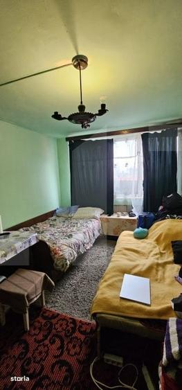 Garsonieră decomandată în Gării