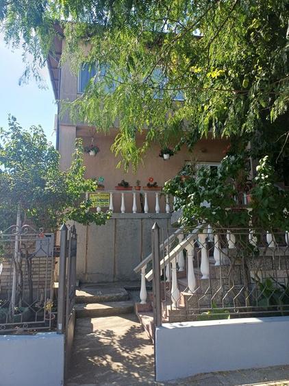 TECHIRGHIOL, CENTRAL, VILA  D+P+1, DESCHIDERE PE COLT, 5 CAMERE, 5 BAI - 33