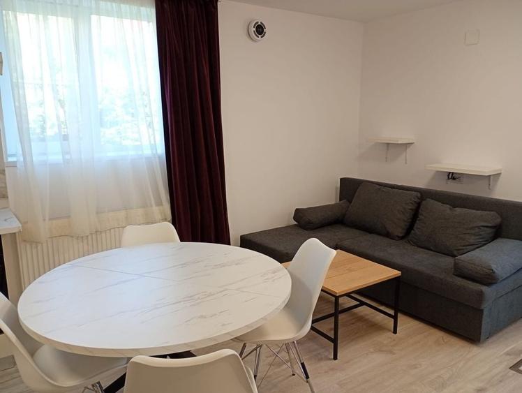 Casă cu 4 camere cu Teren 250 Mp în Sânnicoară