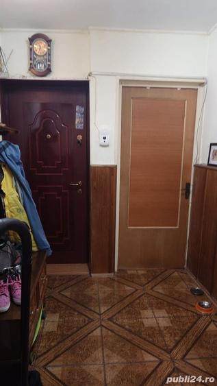 Apartament cu 3 camere decomandat în Fizicienilor
