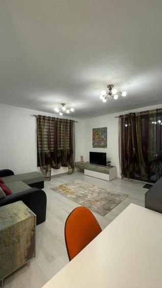 Apartament cu 2 camere semidecomandat în Între Lacuri