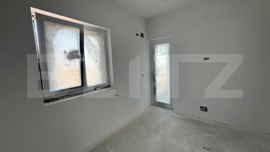 Duplex cu 5 camere cu Canalizare în Malu Mare