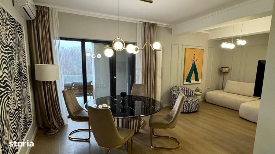 Apartament cu 3 camere decomandat în Central