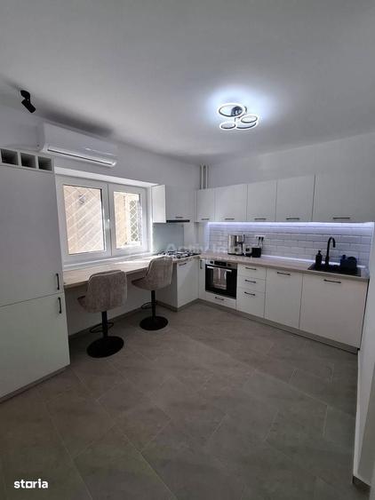 Apartament cu 3 camere decomandat, mobilat în Tineretului