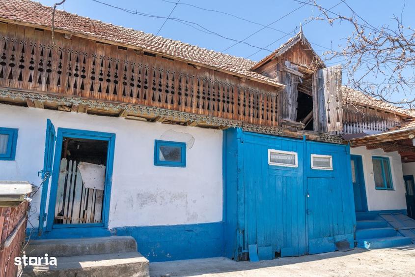 Casă cu 4 camere cu Teren 822 Mp în Măgirești