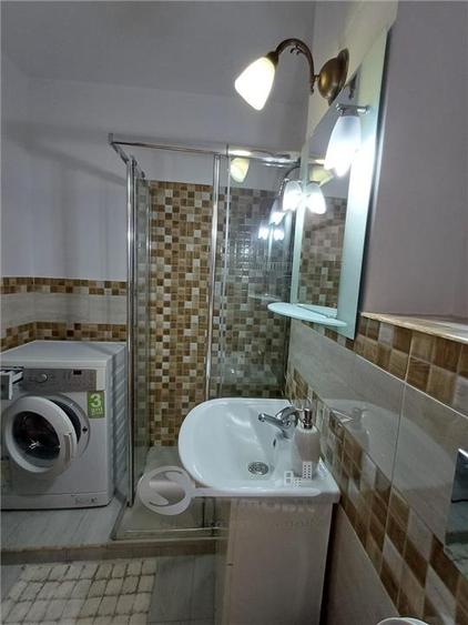 Garsonieră decomandată, mobilată în Gară
