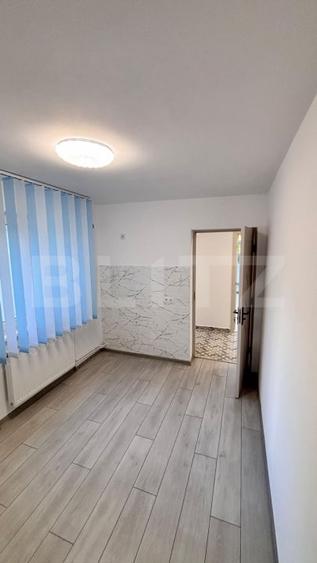 Apartament 3 camere, 48 mp, renovat complet - zona Dambu Pietros - 1