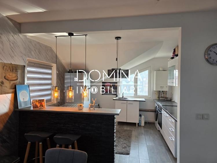 Apartament cu 6 camere decomandat în Centura