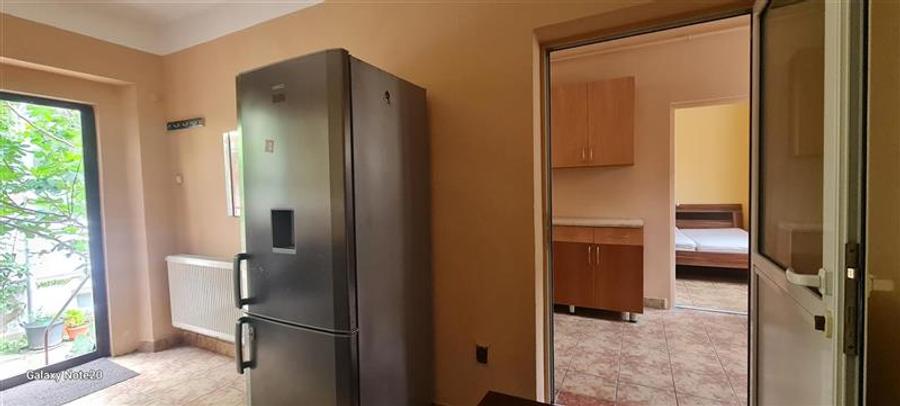 Apartament cu 2 camere nedecomandat în Ultracentral
