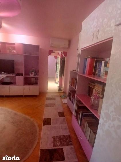 Apartament cu 3 camere în Girocului — fotografia 1