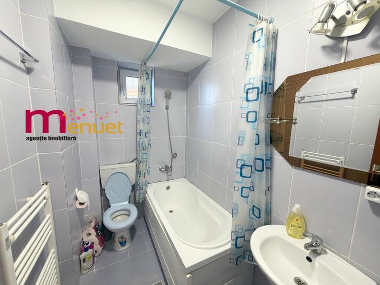 Apartament 2 camere,zona Biserica cu Ceas,etaj 1 - 7