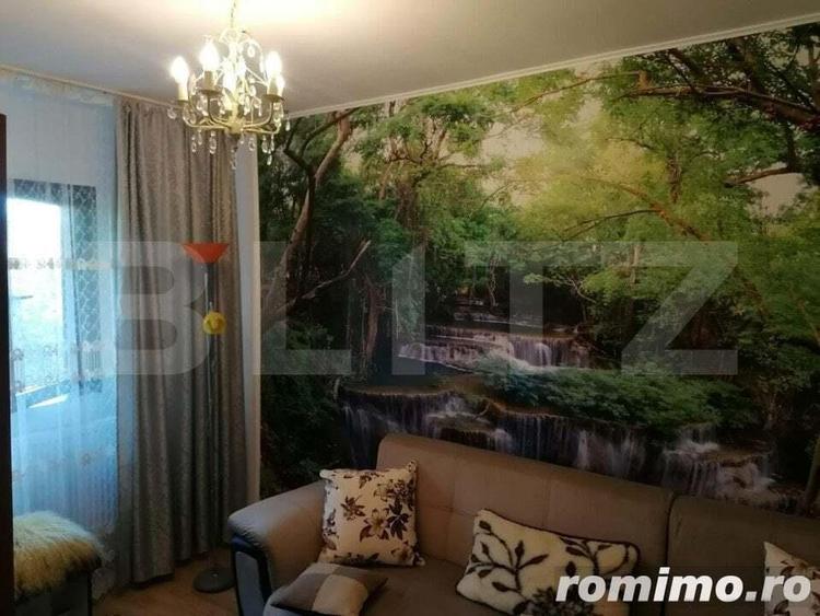 Casă cu 8 camere cu Teren 550 Mp în Bârnova
