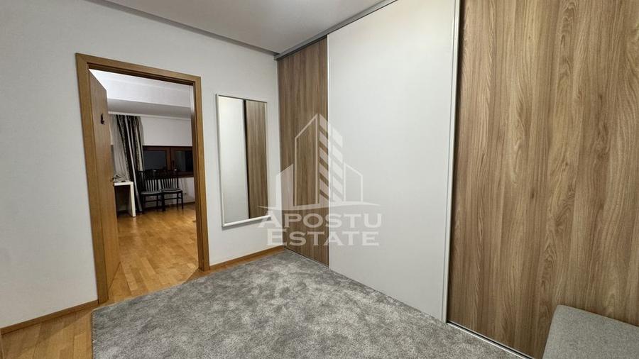 Apartament cu 3 camere semidecomandat, mobilat în Șagului