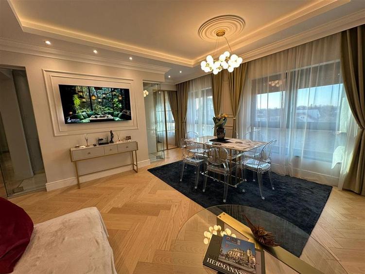 Apartament cu 2 camere decomandat, mobilat în Calea Dumbrăvii