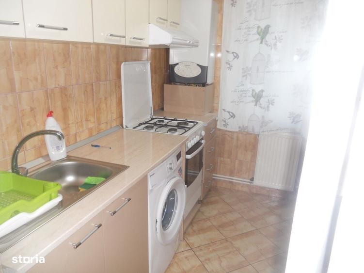 Apartament cu 2 camere decomandat în Mărăței