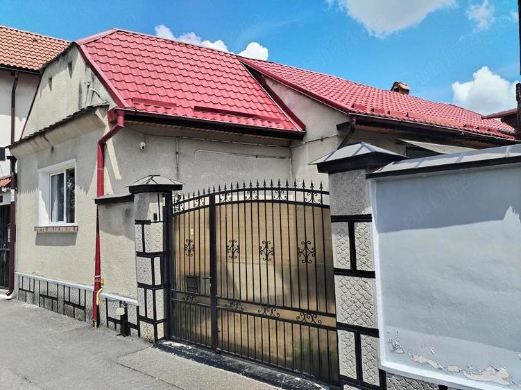 Casă cu 3 camere cu Teren 110 Mp în Cristian