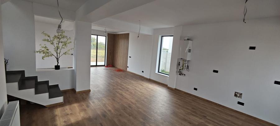 Casa Individuala Comuna Berceni - P+1+Pod 160mp Utili 450mp Teren - 2