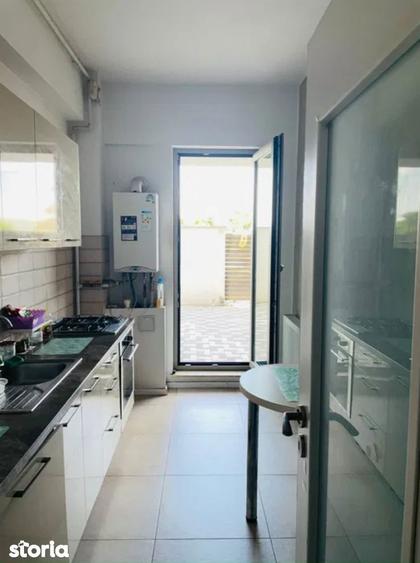 Apartament cu 3 camere în Chitila