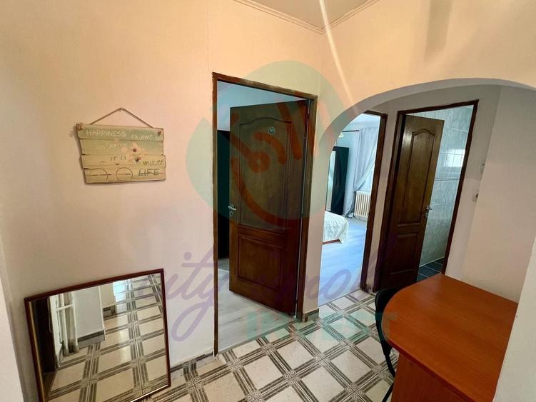 Apartament cu 3 camere decomandat, mobilat în Unirii