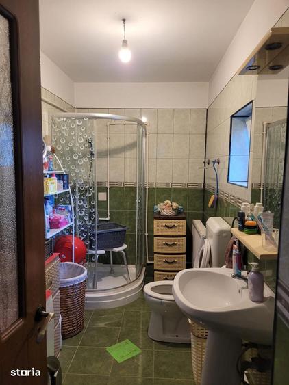 Casă cu 6 camere cu Teren 1032 Mp în Nicolae Bălcescu
