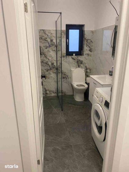 Casă cu 3 camere cu Teren 600 Mp în Central