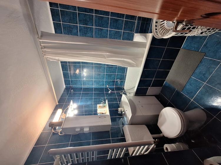 Apartament cu 3 camere decomandat în Rogerius