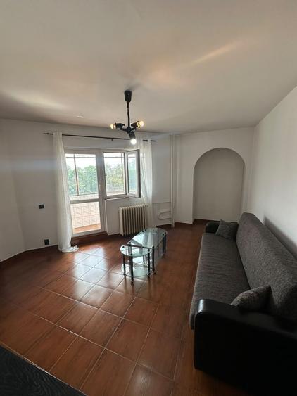 Apartament cu 2 camere decomandat în Ghencea
