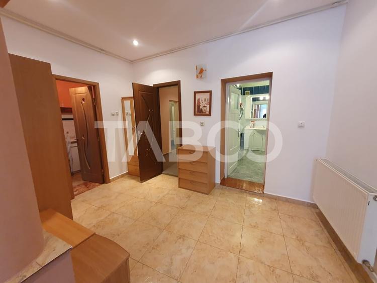 Casă individuală cu 6 camere cu Canalizare în Făgăraș