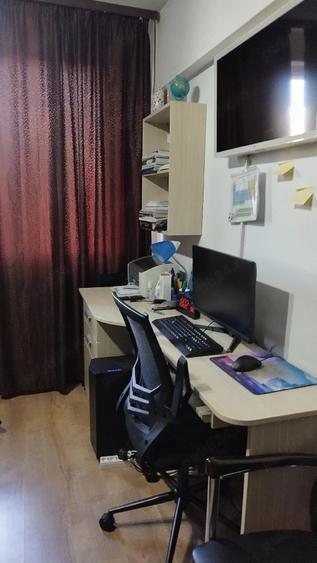 Apartament cu 2 camere semidecomandat în Rahova