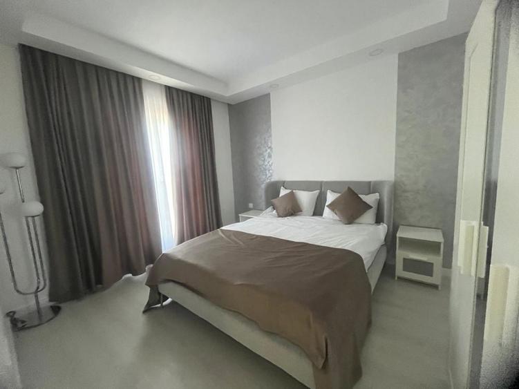 Apartament cu 3 camere decomandat în Ștefăneștii de Jos
