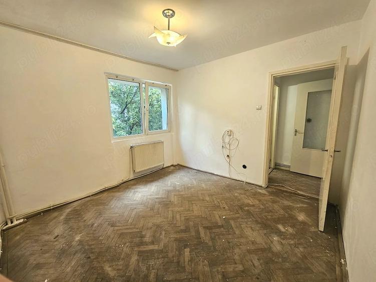Apartament cu 2 camere semidecomandat în Central