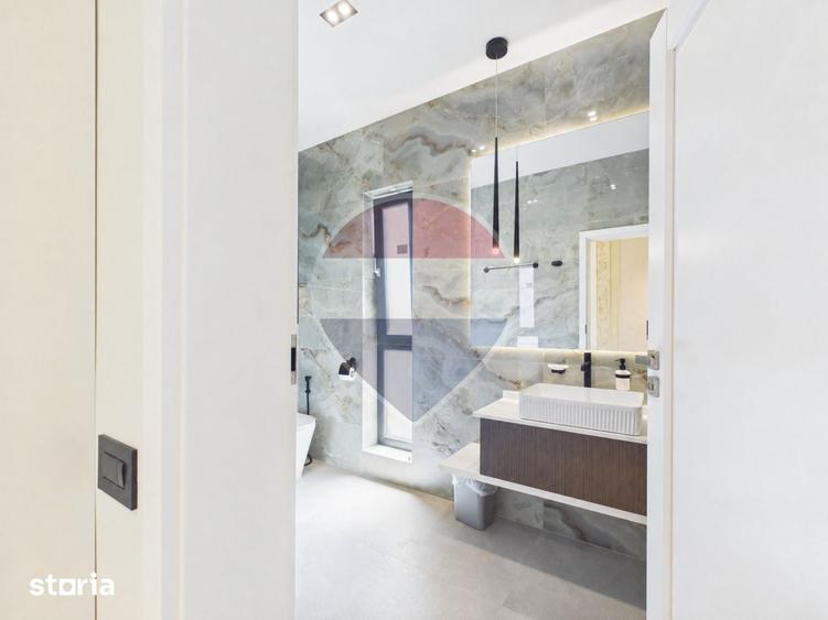 Casă cu 5 camere cu Teren 417 Mp în Corbeanca