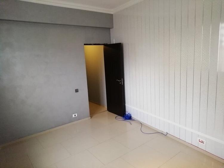 Apartament cu 3 camere decomandat, mobilat în Universitate