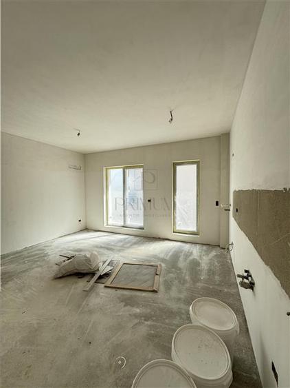 Apartament cu 2 camere semidecomandat în Giroc