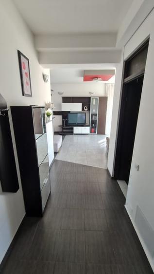 Apartament cu 2 camere semidecomandat, mobilat în Zorilor