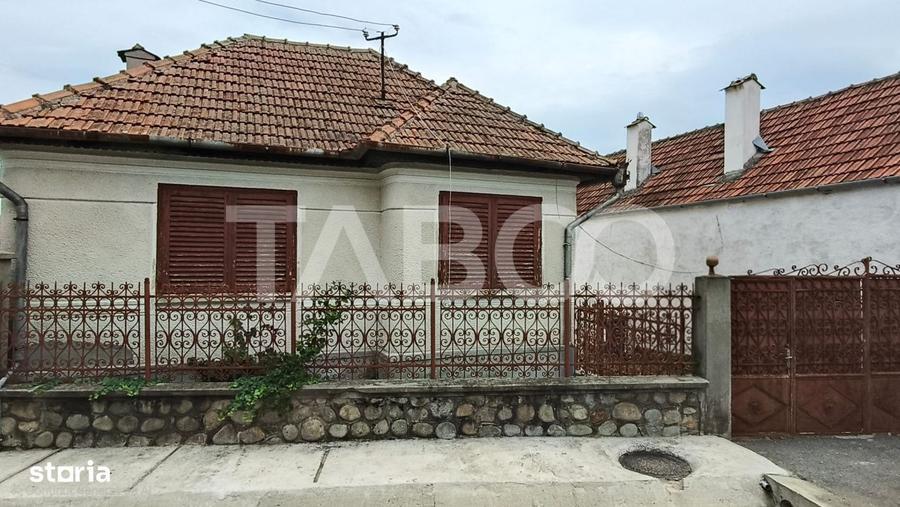 Casă cu 4 camere cu Teren 673 Mp în Drașov