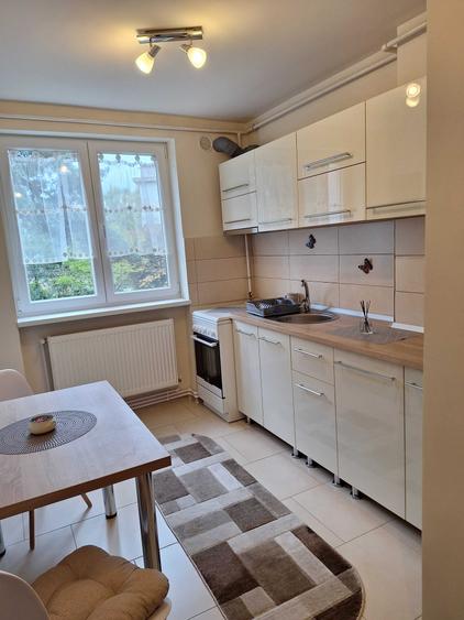 Apartament cu 2 camere semidecomandat în Petros