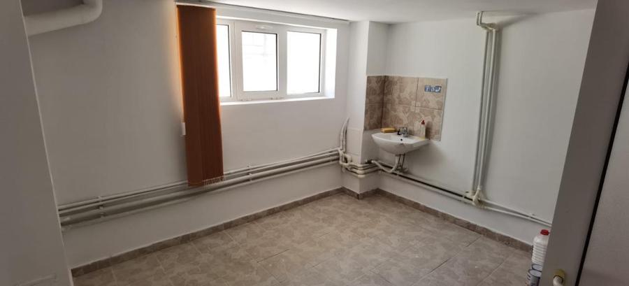 Casă cu 4 camere cu Canalizare în Vărsătura