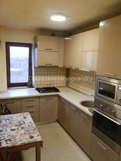 Apartament 3 camere - 69.80mp-10 minute pana la Metrou Titan -RISC 2