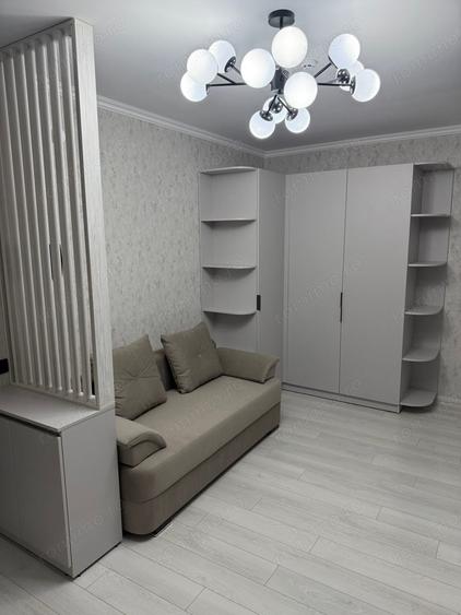 Apartament cu 3 camere decomandat în Tipografilor