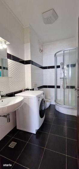 Apartament cu 3 camere decomandat în Cazino