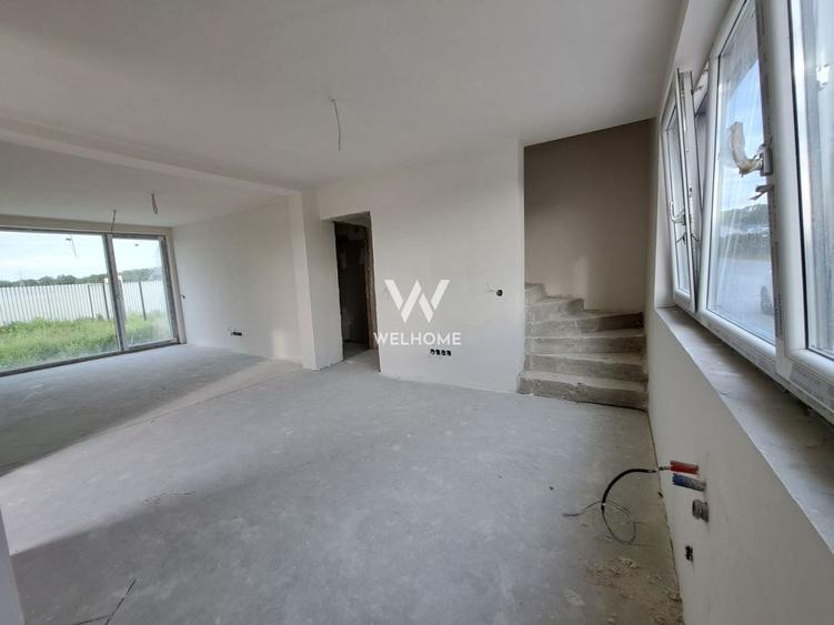 Duplex cu 4 camere cu Canalizare în Sud-Vest