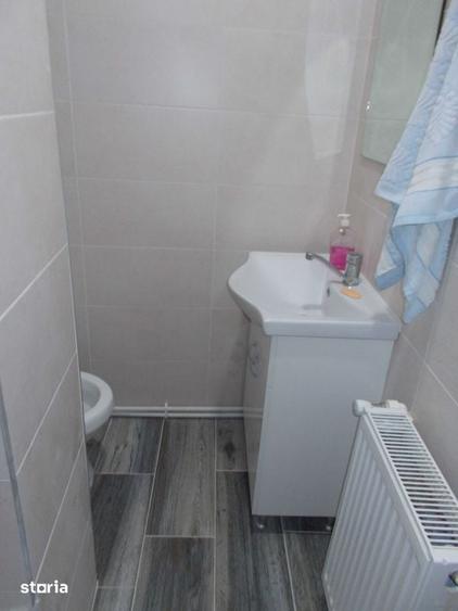Apartament cu 3 camere decomandat în Țiglina 1