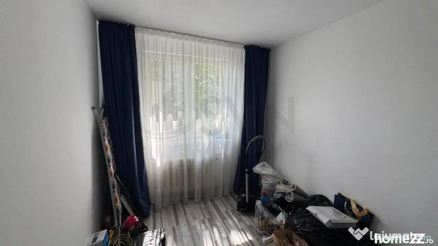 Apartament cu 3 camere decomandat în 1 Mai